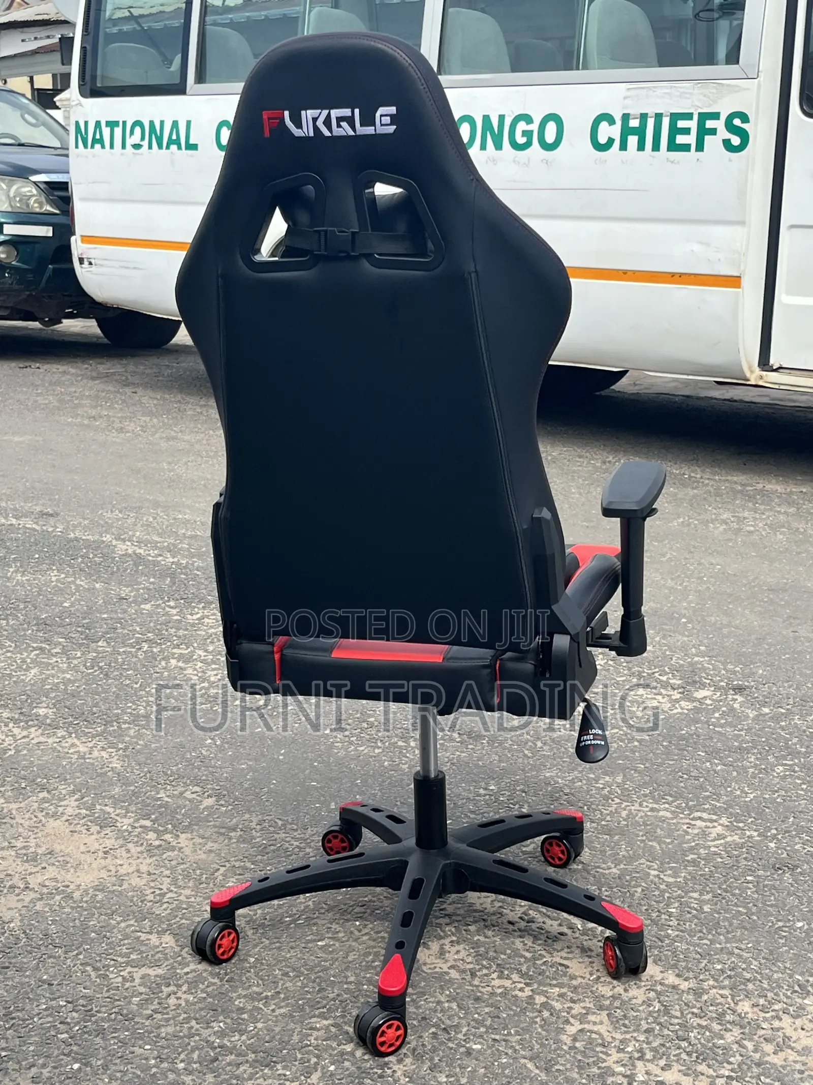 Ergonomic Gaming Chair With Leg Rest