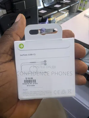 Original Apple Earpod USB- C