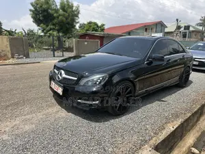 Mercedes-Benz C250 2013 Black
