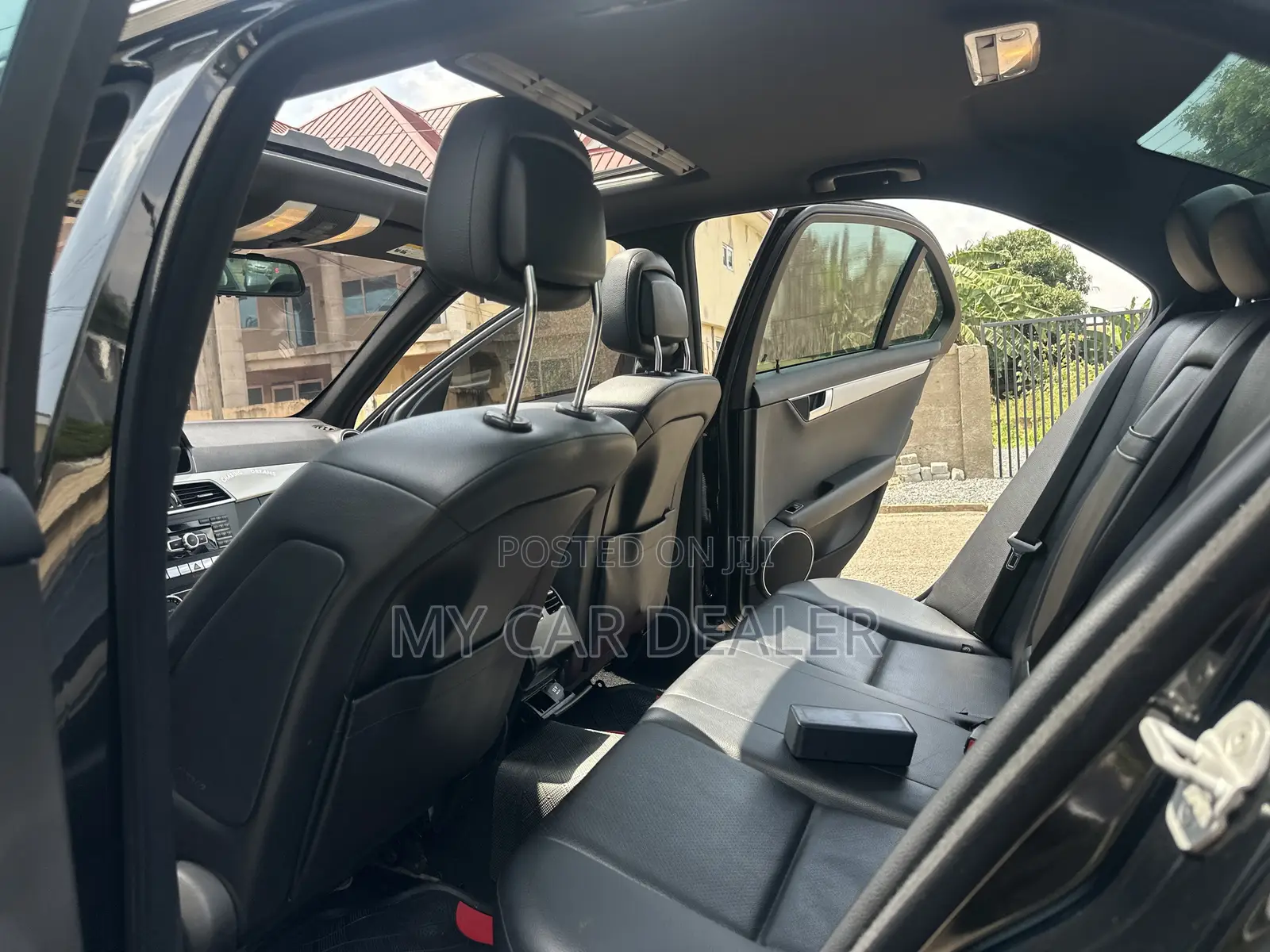 Mercedes-Benz C250 2013 Black