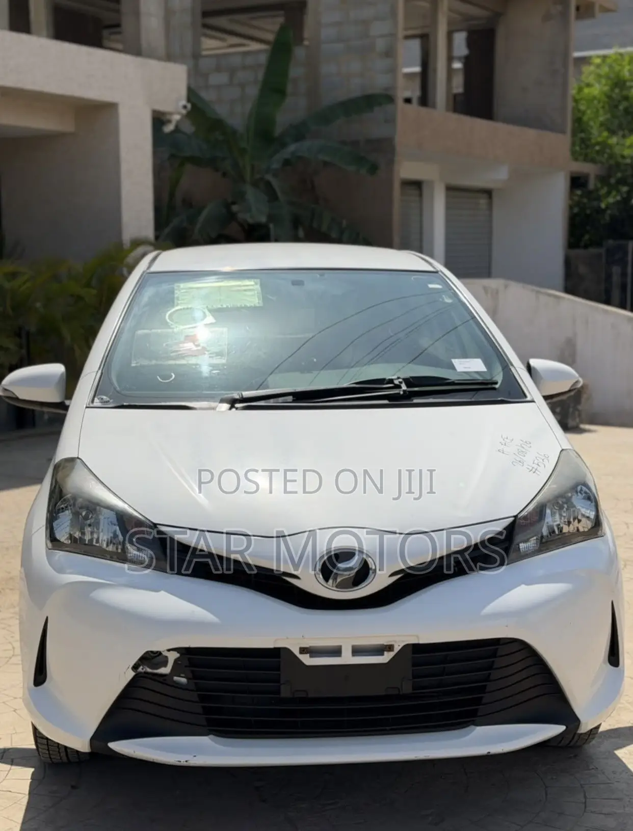Toyota Vitz 2016 White
