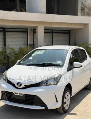 Toyota Vitz 2016 White