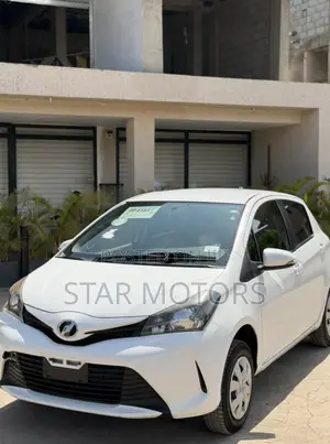 Toyota Vitz 2016 White