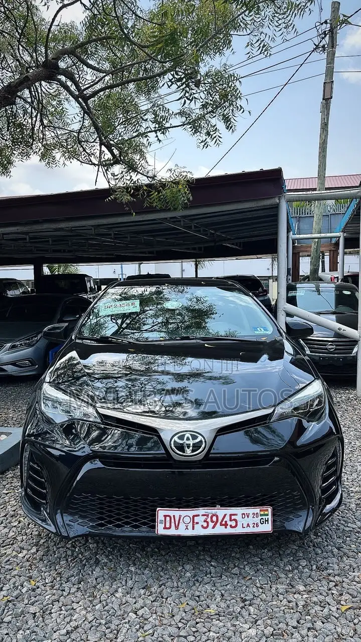 Toyota Corolla 2018 Black