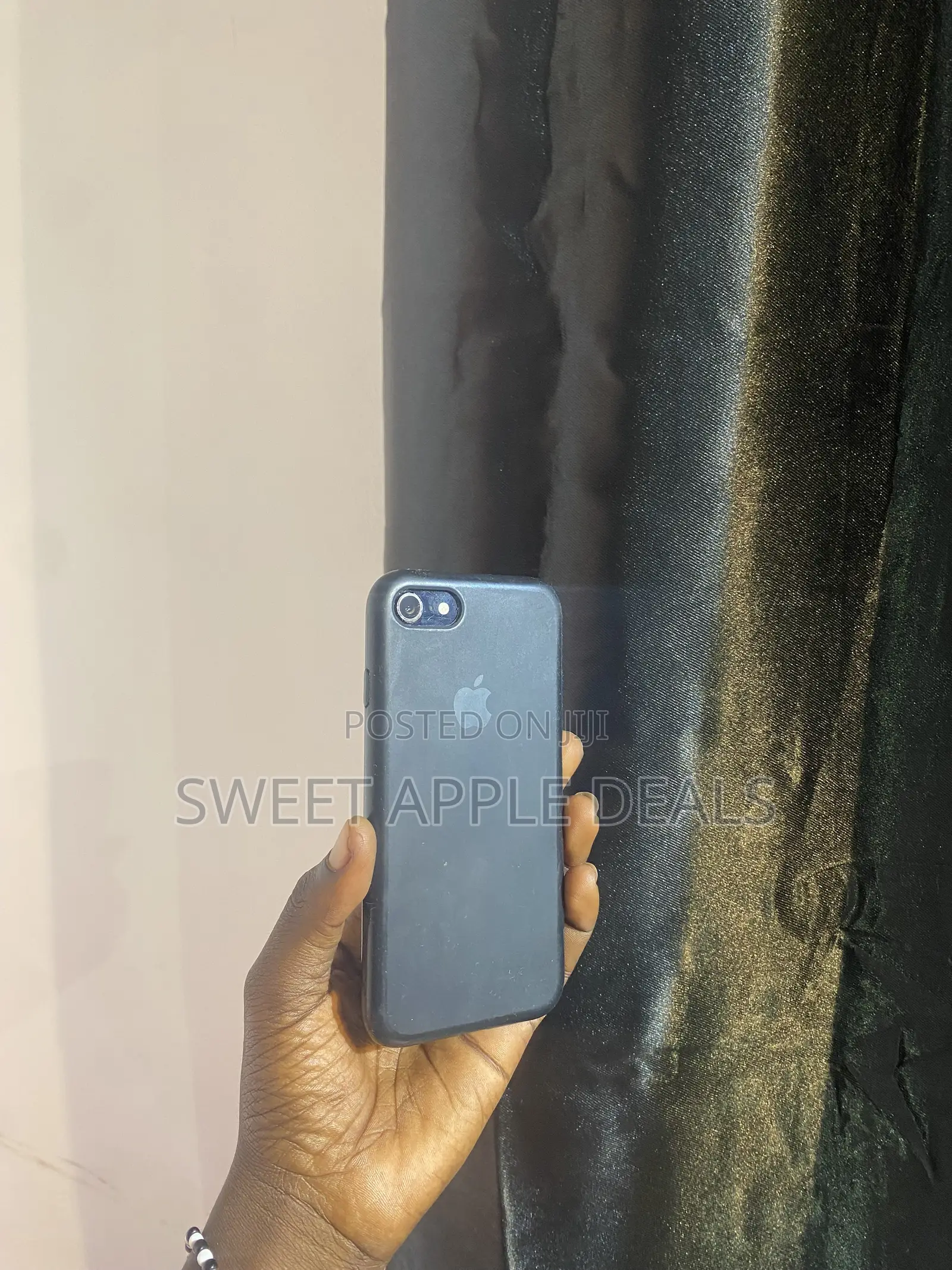Apple iPhone SE (2022) 128 GB