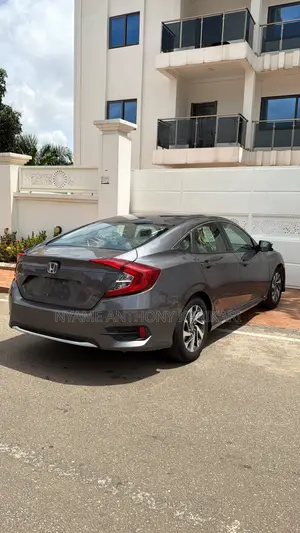 Honda Civic EX Sedan 2019 Gray