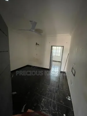 1bdrm Room & Parlour in Adenta New Legon for rent