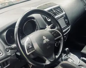 Mitsubishi Outlander SE 4dr SUV (2.4L 4cyl CVT) 2015 Black