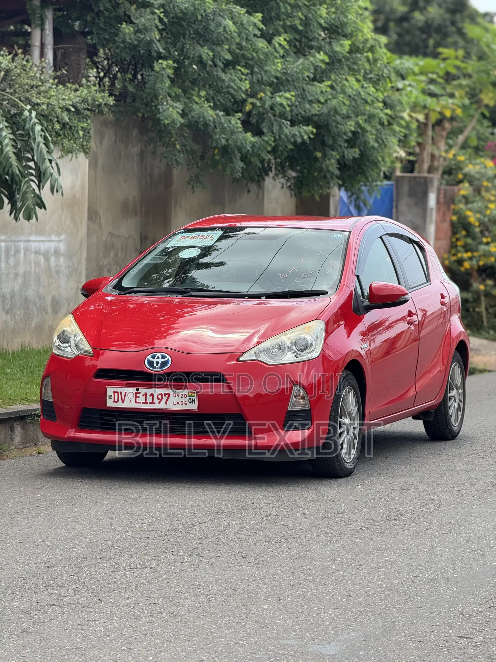 Toyota Aqua S 2014 Red