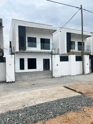 3bdrm House in Modern Properties, Lashibi for sale