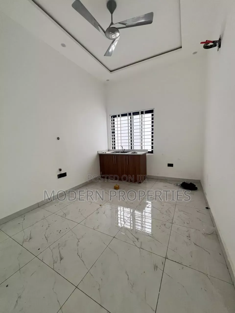 3bdrm House in Modern Properties, Lashibi for sale
