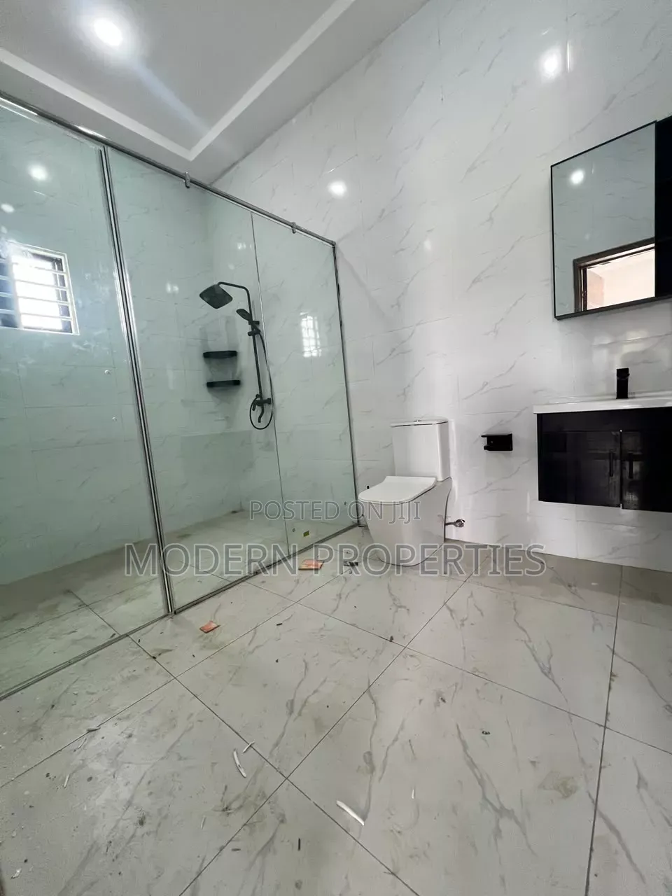 3bdrm House in Modern Properties, Lashibi for sale