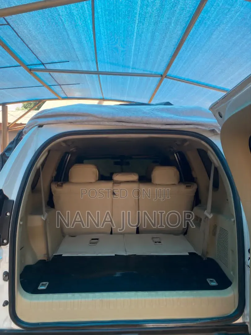 Toyota Land Cruiser Prado 3.0 TD 2012 White