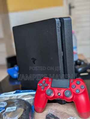PS4 SLIM (8 Games) Holland Specs