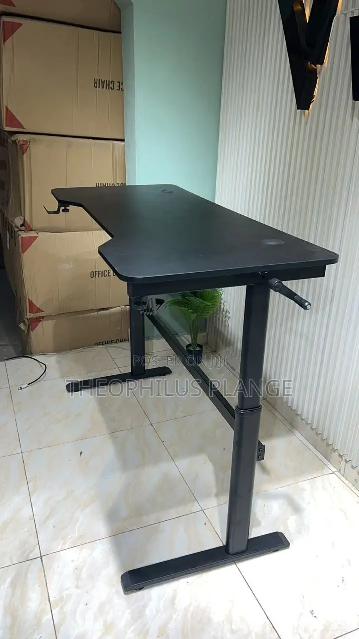 1.4m Manual Adjustable Desk