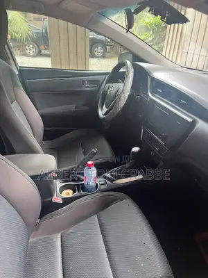 Toyota Corolla 2019 Silver