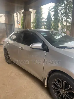 Toyota Corolla 2019 Silver