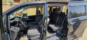 8 Seater Voxy for Hiring