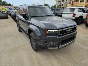 Toyota Land Cruiser Prado 2025 Black