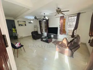 4bdrm House in Ashomang Estate for rent
