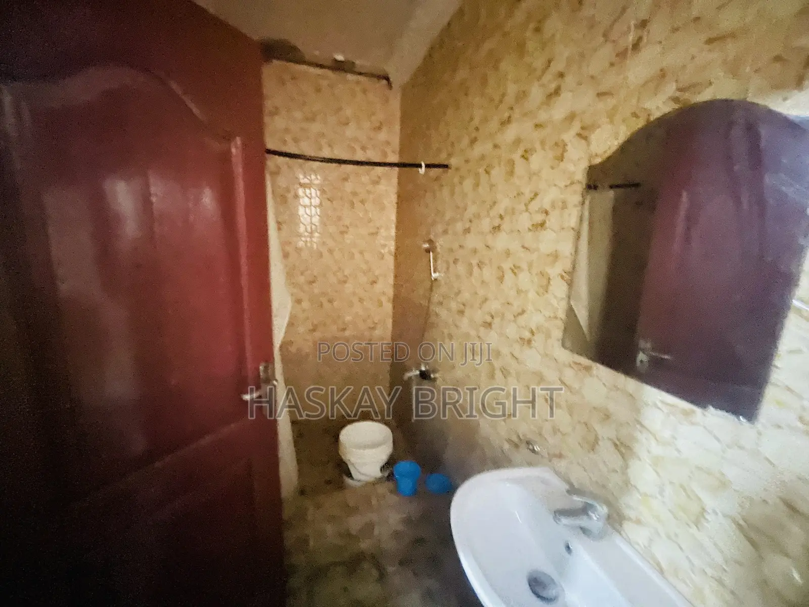 4bdrm House in Ashomang Estate for rent