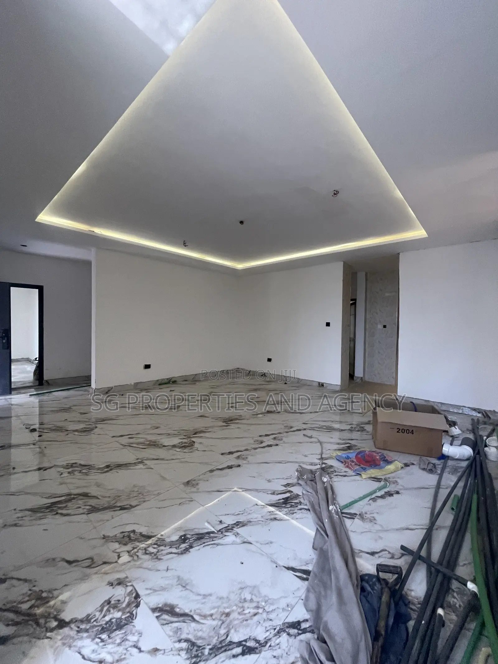 3bdrm Apartment in Lashibi, Sakumono for rent