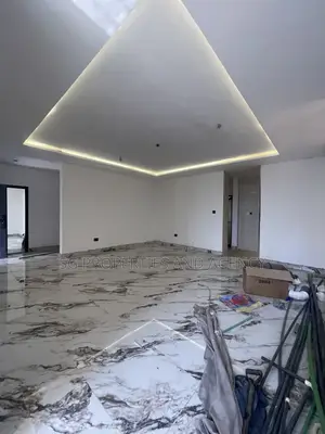 3bdrm Apartment in Lashibi, Sakumono for rent