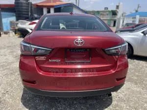 Toyota Yaris iA 1.5 FWD 2018 Red