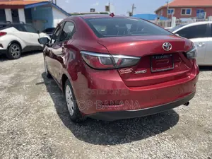 Toyota Yaris iA 1.5 FWD 2018 Red