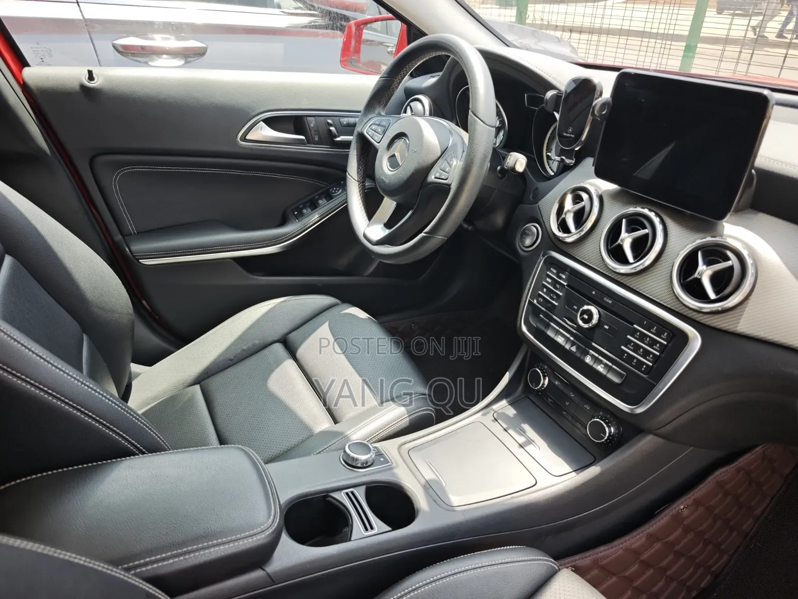 Mercedes-Benz GLA-Class 2017 Red