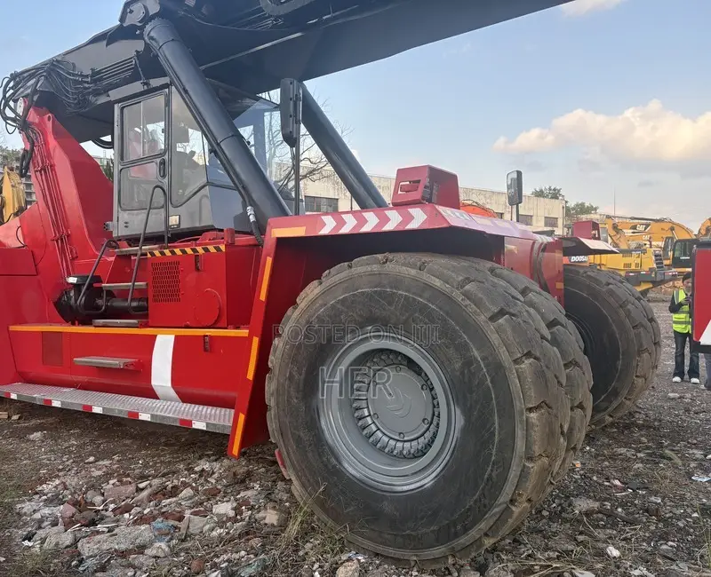 Kalmar DRF450-60S5 Reach Stacker 45 Ton Used Container Handler