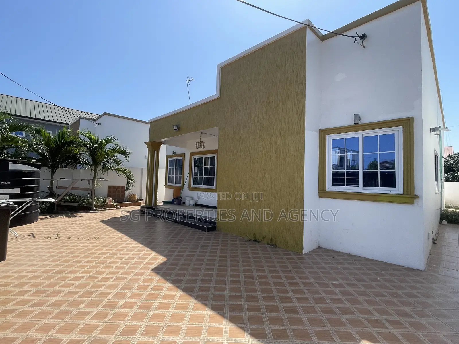 3bdrm House in Kfc, Baatsona Total for rent