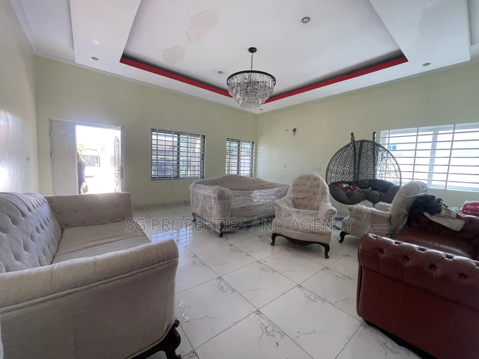 3bdrm House in Kfc, Baatsona Total for rent