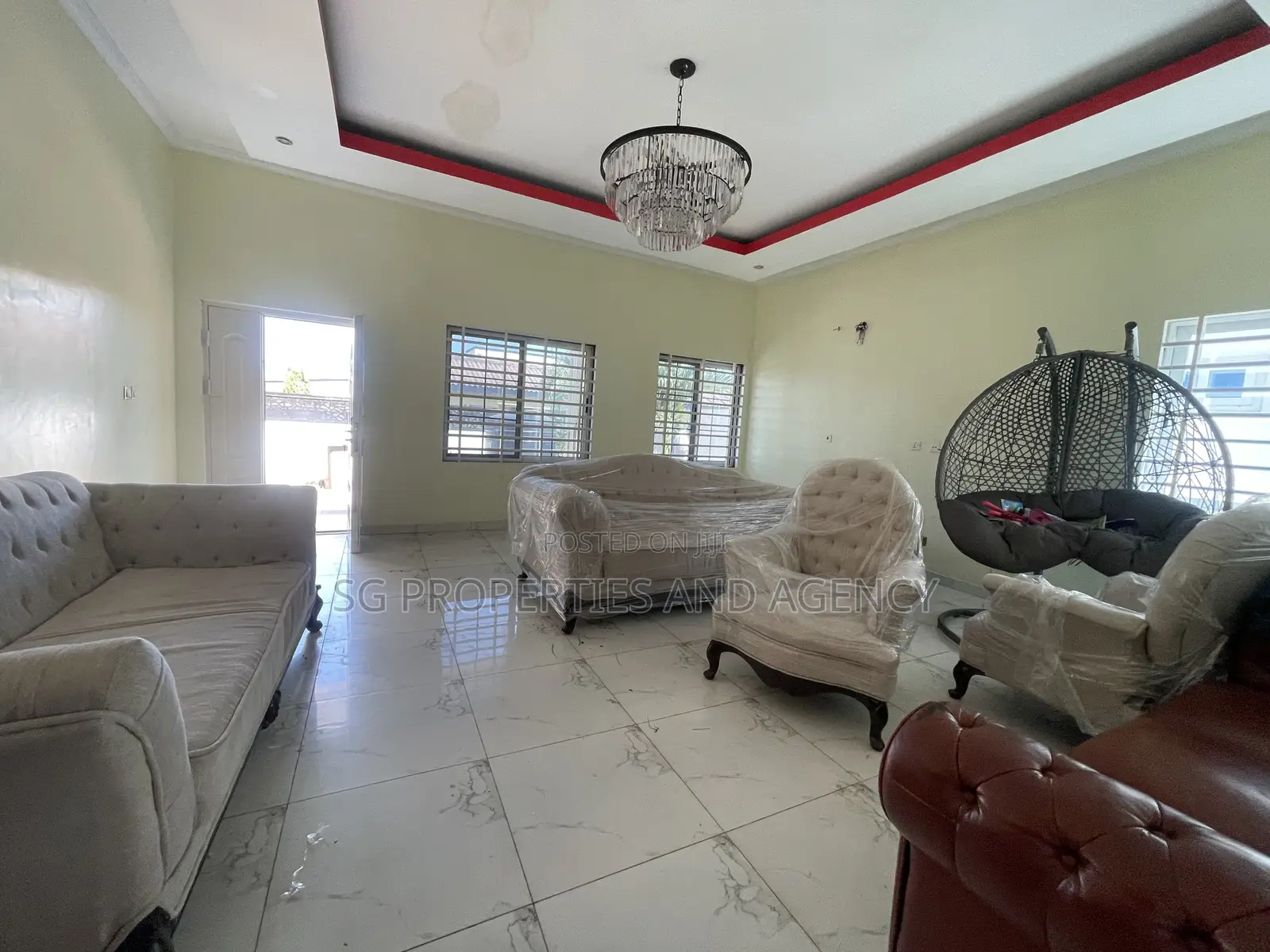 3bdrm House in Kfc, Baatsona Total for rent