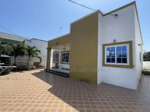 3bdrm House in Kfc, Baatsona Total for rent