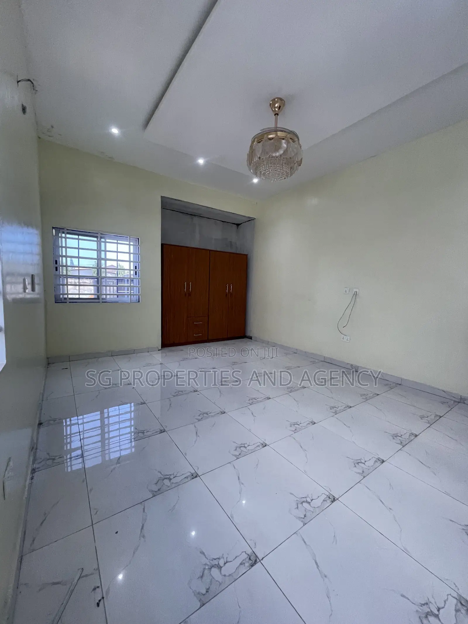 3bdrm House in Kfc, Baatsona Total for rent