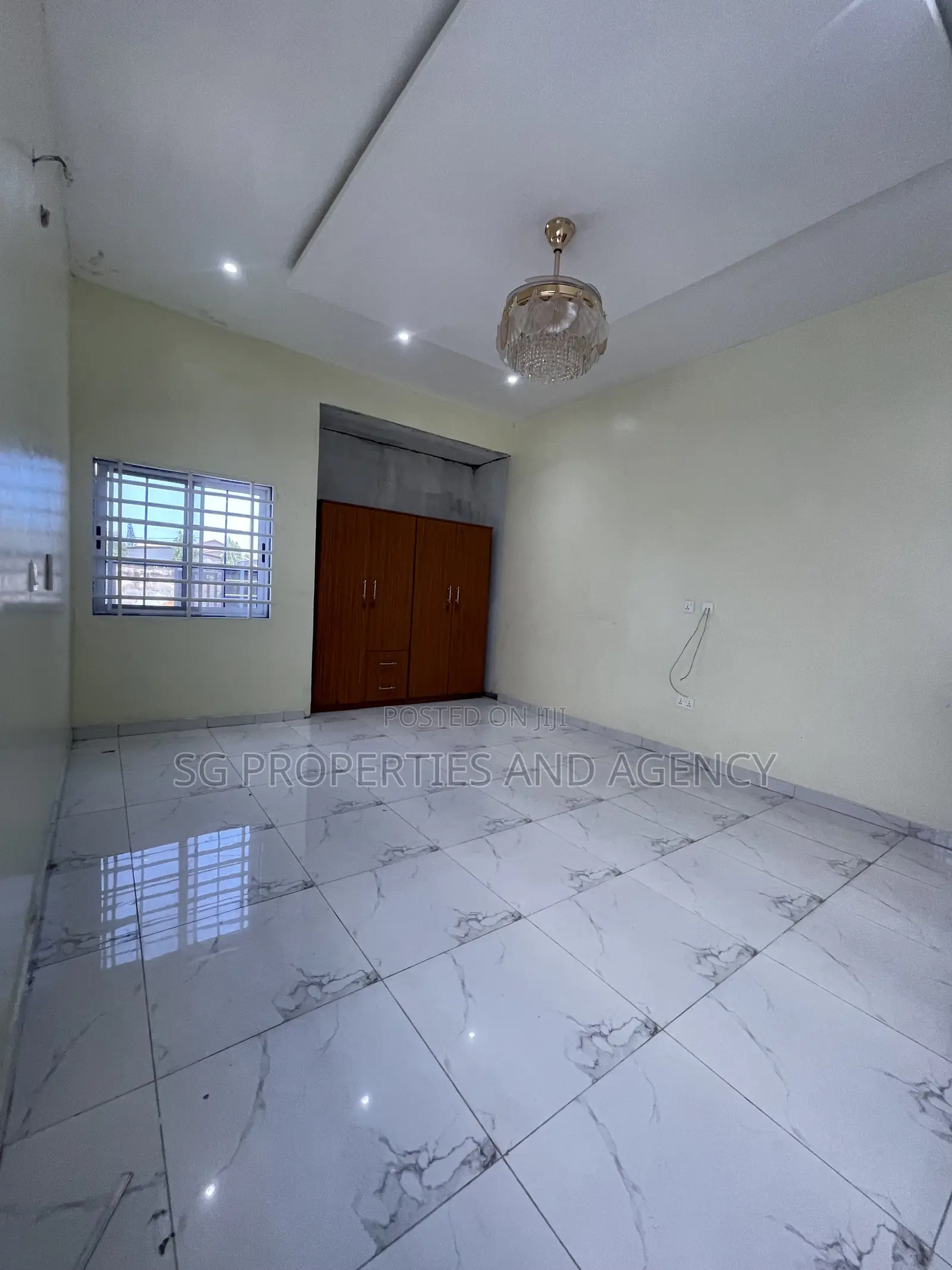 3bdrm House in Kfc, Baatsona Total for rent