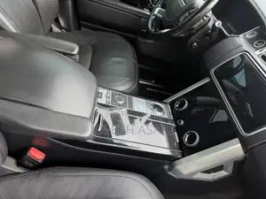 Land Rover Range Rover Vogue 2019 White
