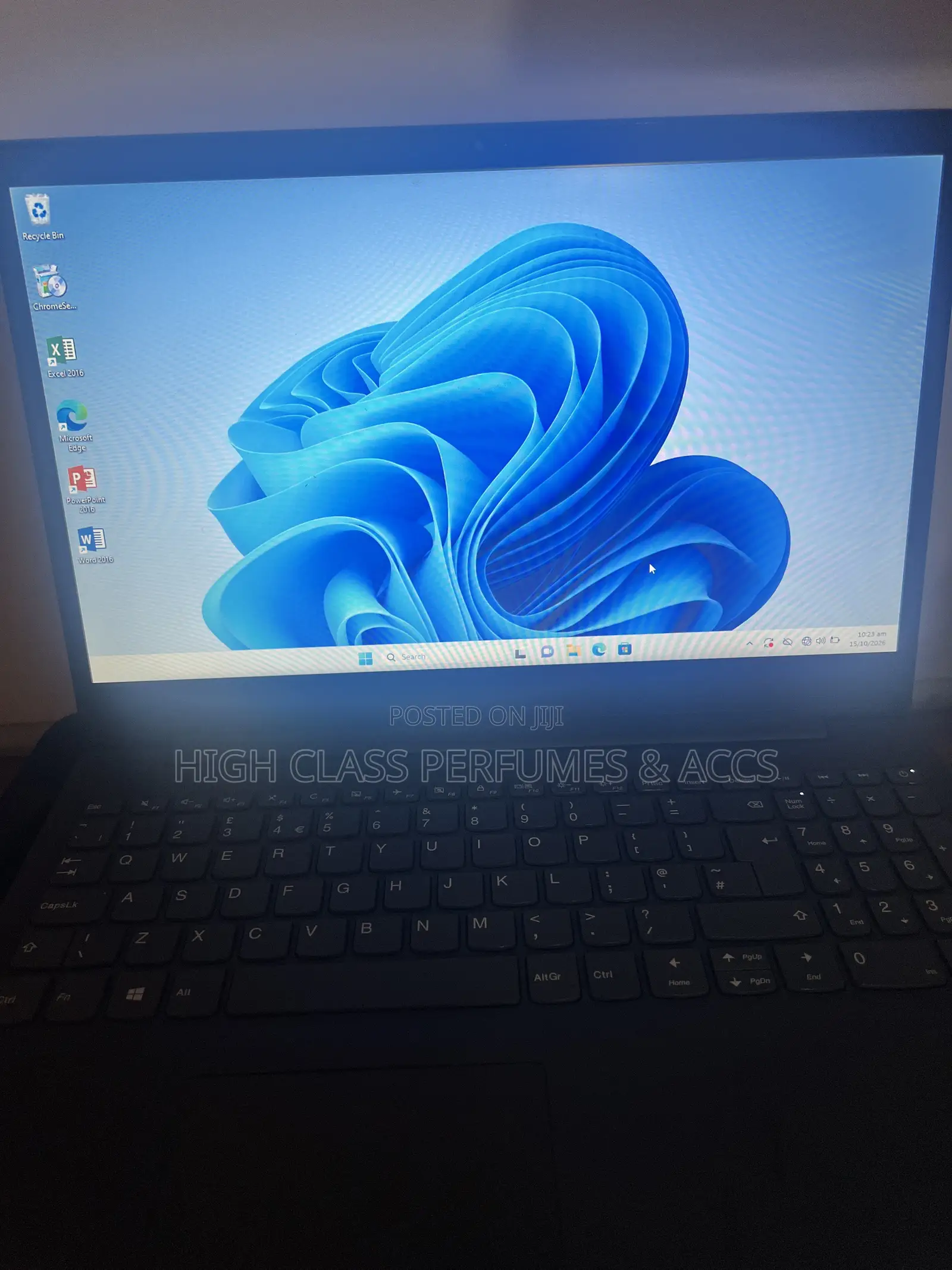 Laptop Lenovo V15 4GB Intel Celeron HDD 1T