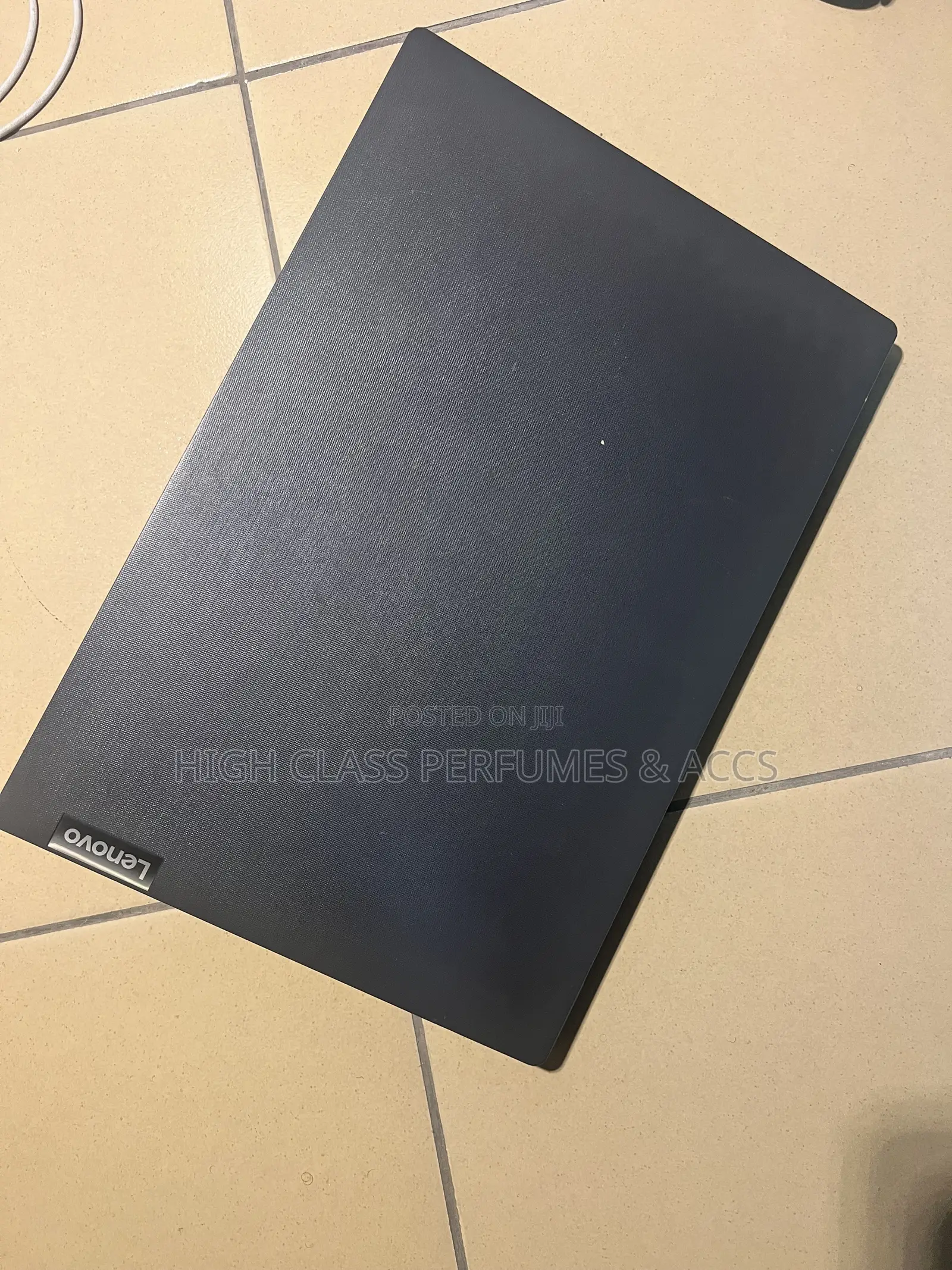 Laptop Lenovo V15 4GB Intel Celeron HDD 1T