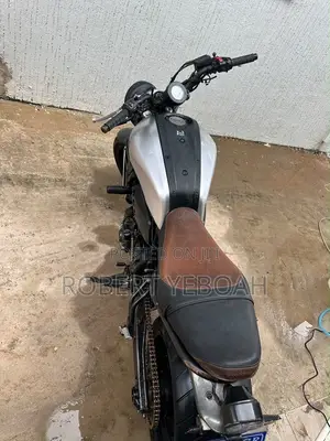 Yamaha XSR700 2018 Silver