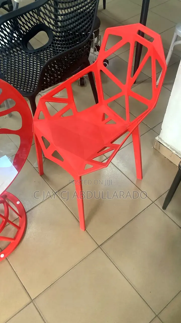 Glass Table With Chairs