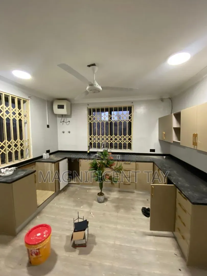 4bdrm House in Magnificent, Tseaddo for rent