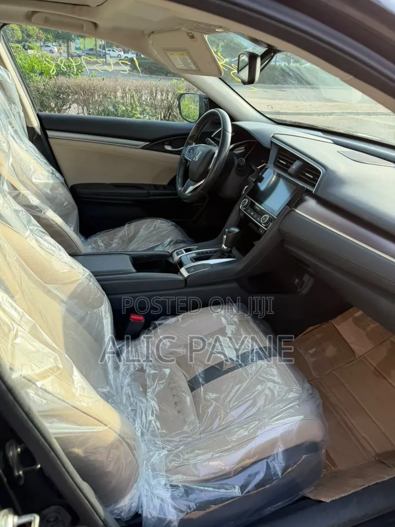 Honda Civic Touring Sedan 2018 Black