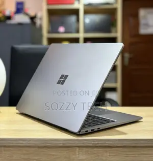 Laptop Microsoft Surface Laptop Go 8GB Intel Core i5 SSD 256GB