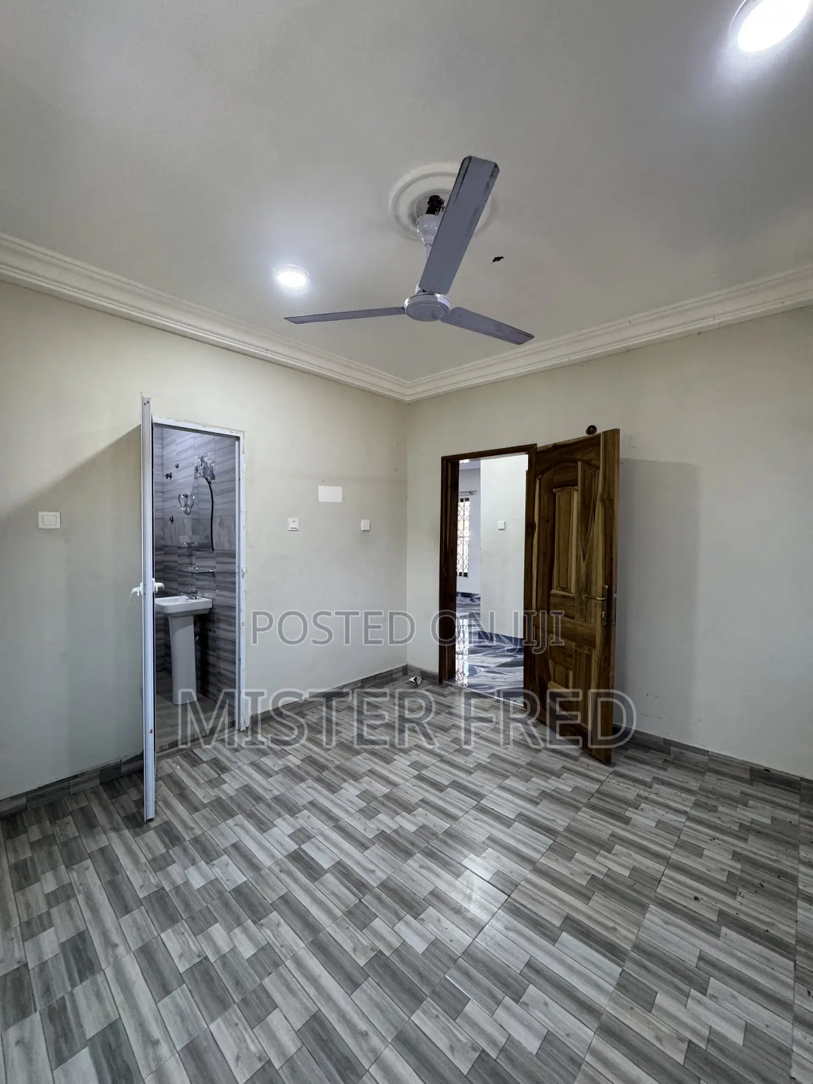 2bdrm Apartment in Westhills Mall Area, Weija for rent