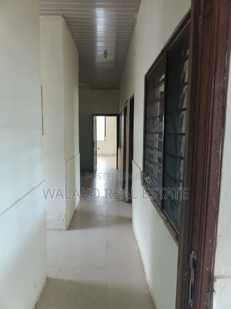 3bdrm House in Awoshie for rent