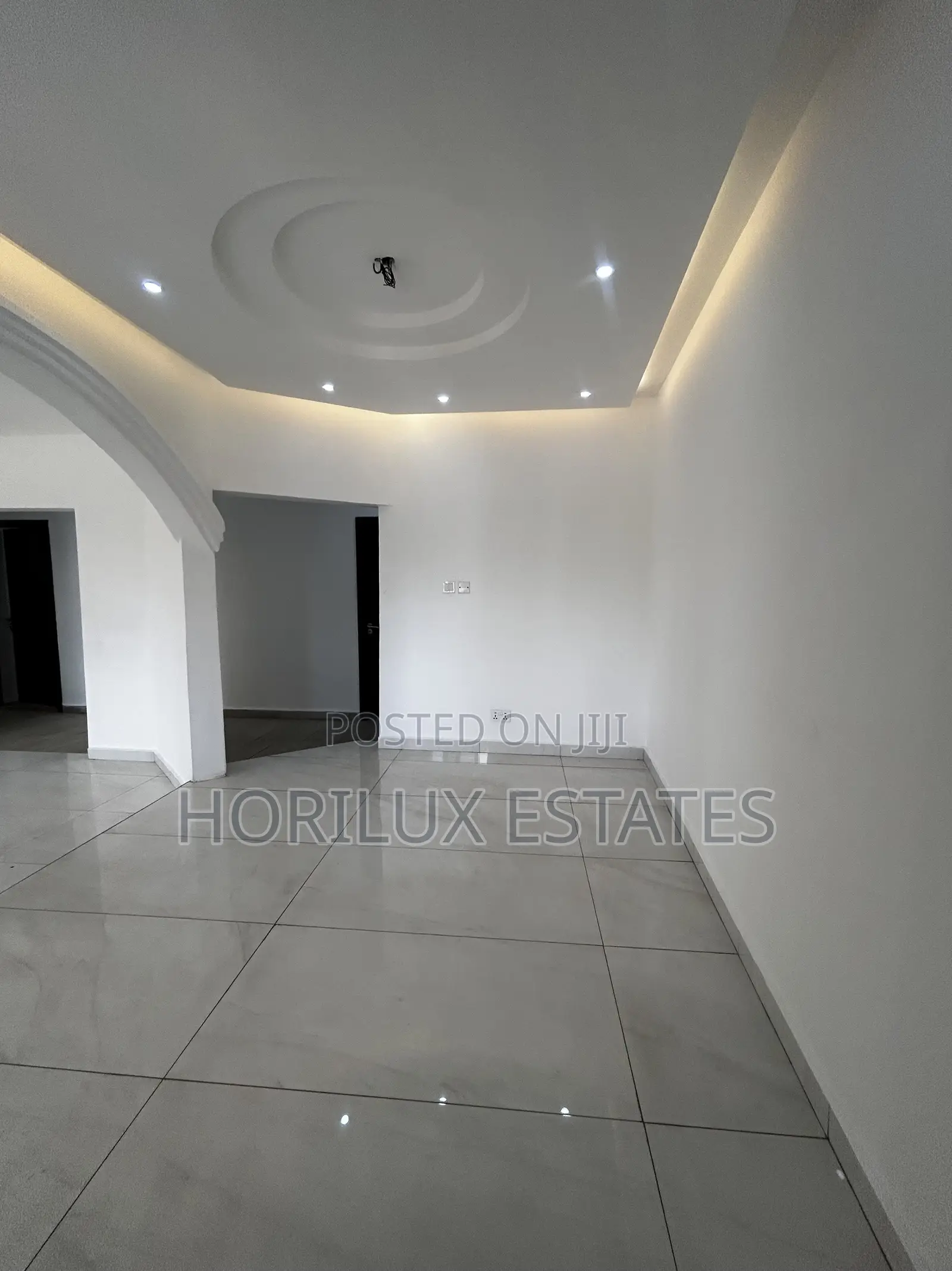 3bdrm Apartment in East Legon Not Far for rent