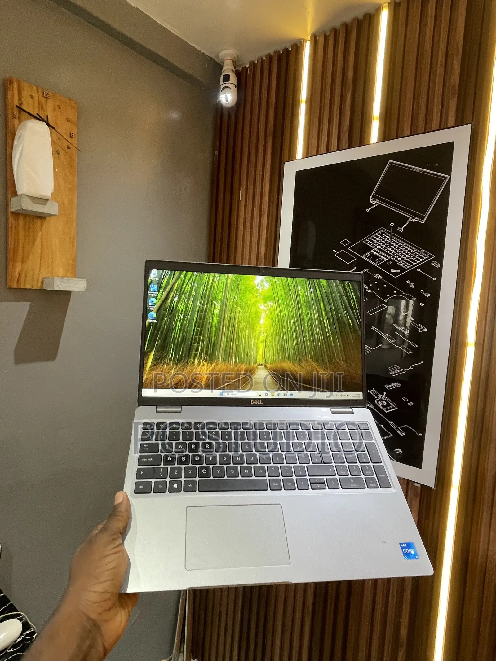 Laptop Dell Latitude 5520 8GB Intel Core i5 SSD 256GB