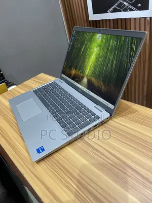 Laptop Dell Latitude 5520 8GB Intel Core i5 SSD 256GB